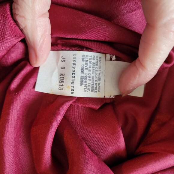 Vintage JH Collectibles Red Button Front Blouse High Neck Ruffle Women's Size 10 - Picture 8 of 8